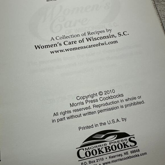 Cookbook Delectable Dishes - Plastic Comb Bound Spiral Wisconsin Community 2010 - Picture 8 of 10